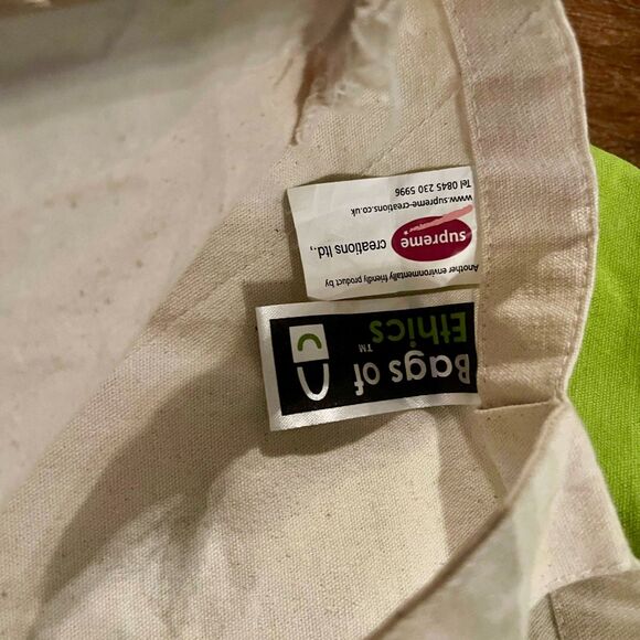 Nike Green and Cream Tote Bag - Picture 5 of 5